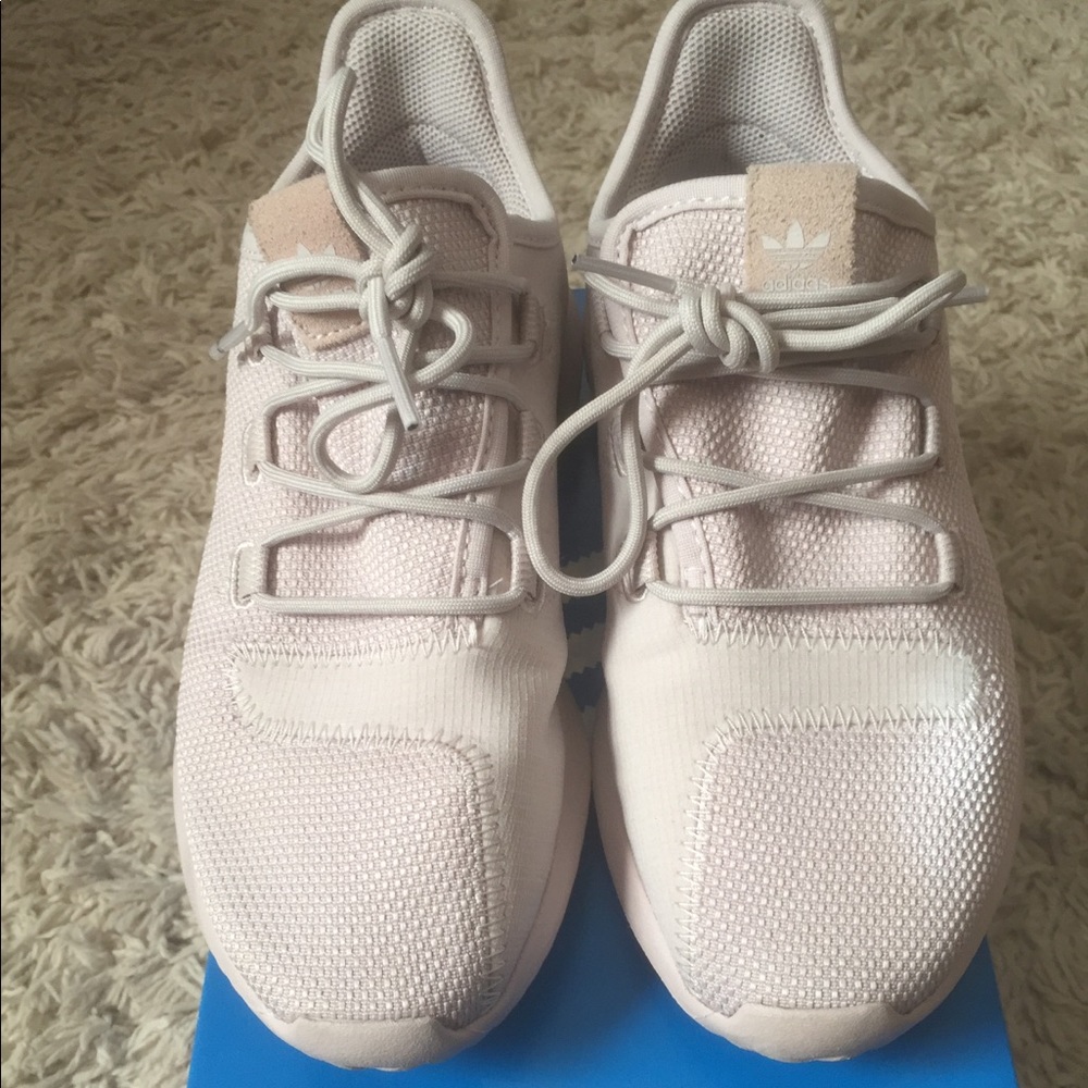 Adidas tubular shadows